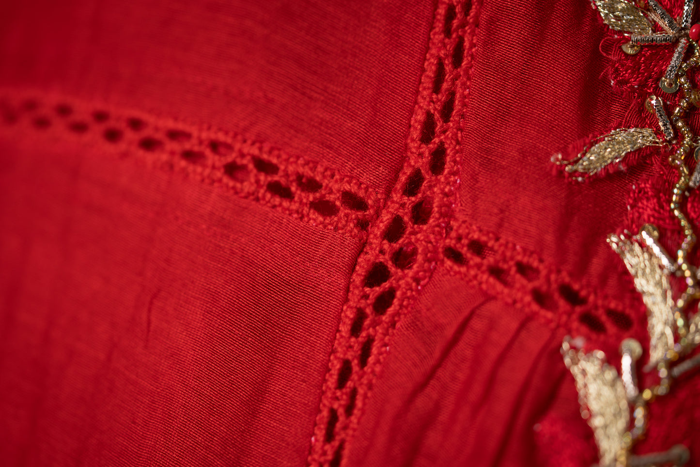 Scarlet Serenity Kurta Set
