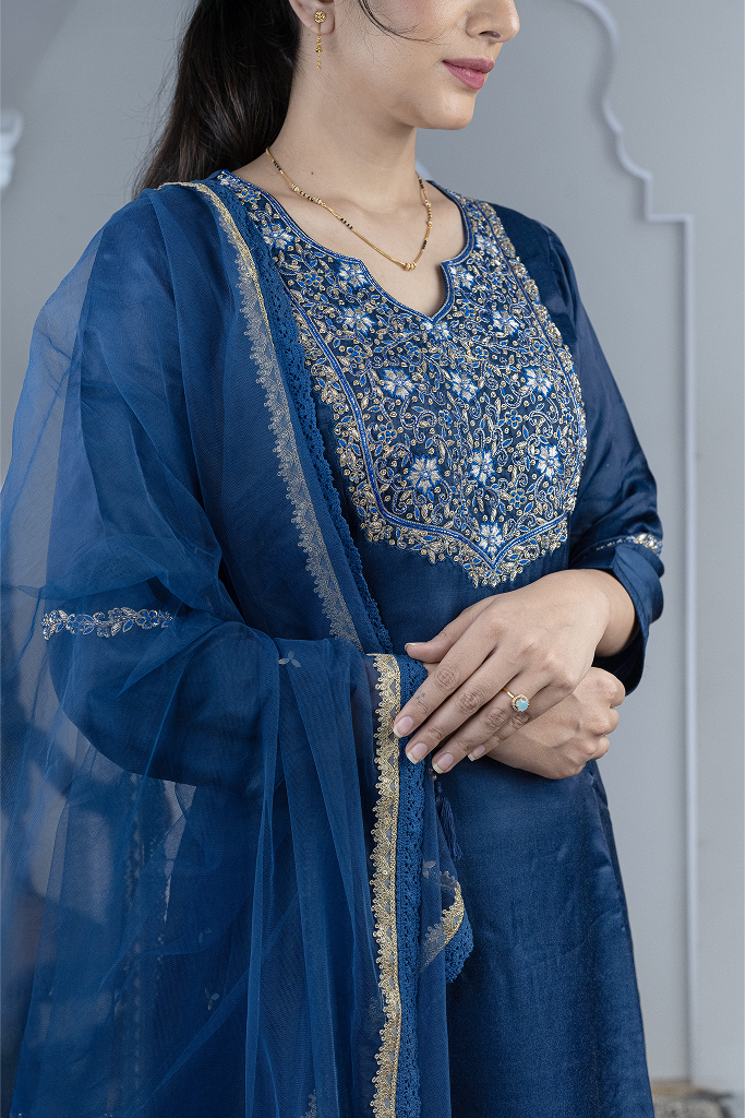 Neelaya Kurta Set