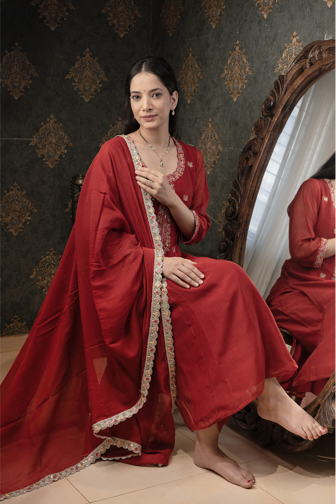 Raatkamal Kurta Set