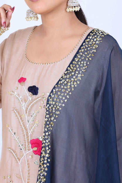 Hemasakha Kurta Set
